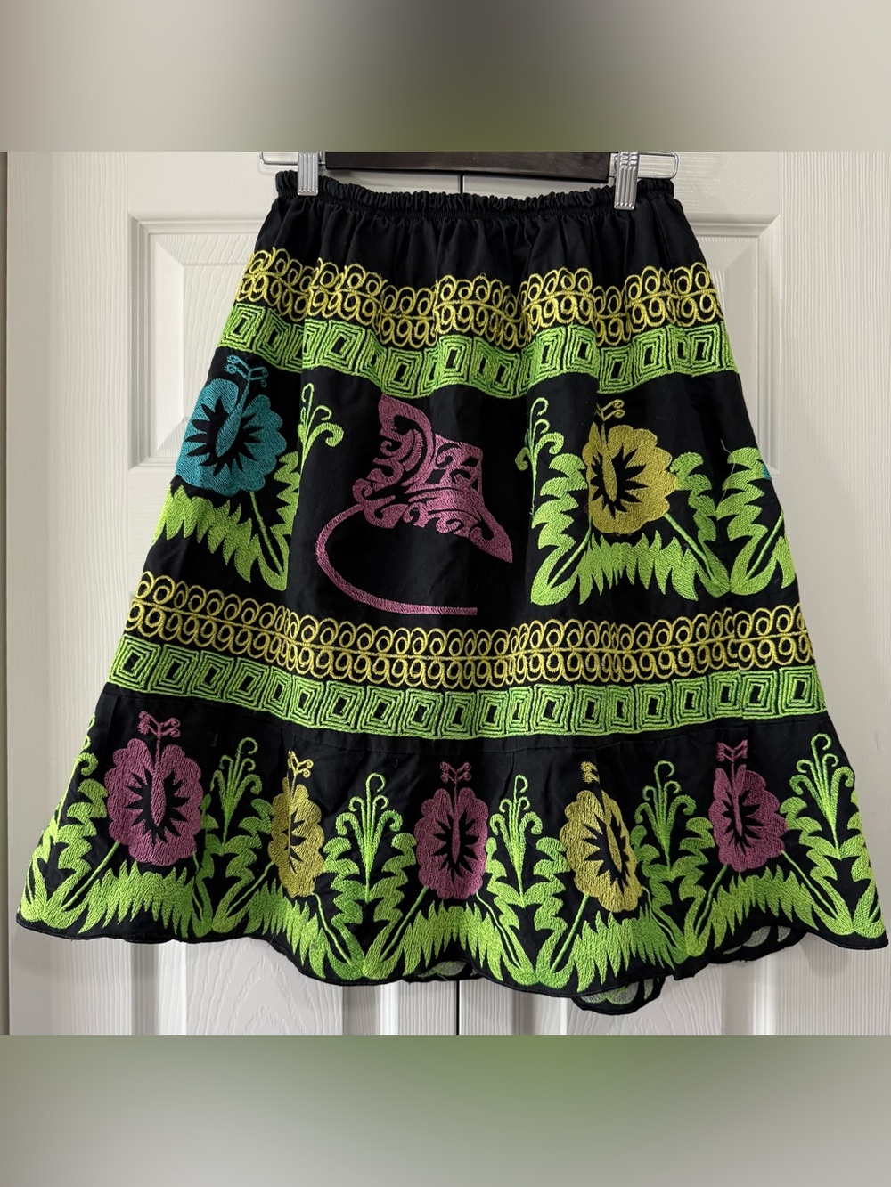 Vintage Style Embroidered Floral Folk Skirt Black Neon Boho Festival Small